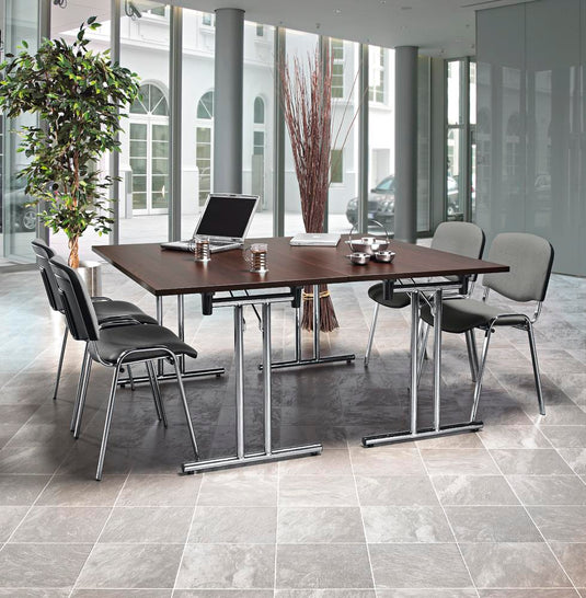 FlexFold • klaptafel T-poot recht • esdoorn • onderstel verchroomd