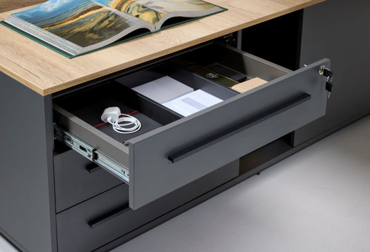 Directiebureau • Kubista • 224x180cm