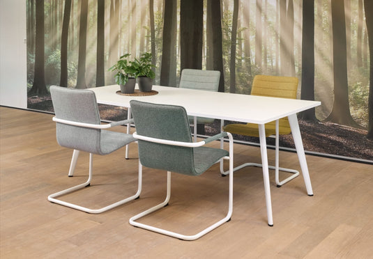 Vergadertafel Forma • Wit onderstel
