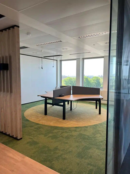 Tris • 3-persoons elektrisch verstelbaar bench bureau